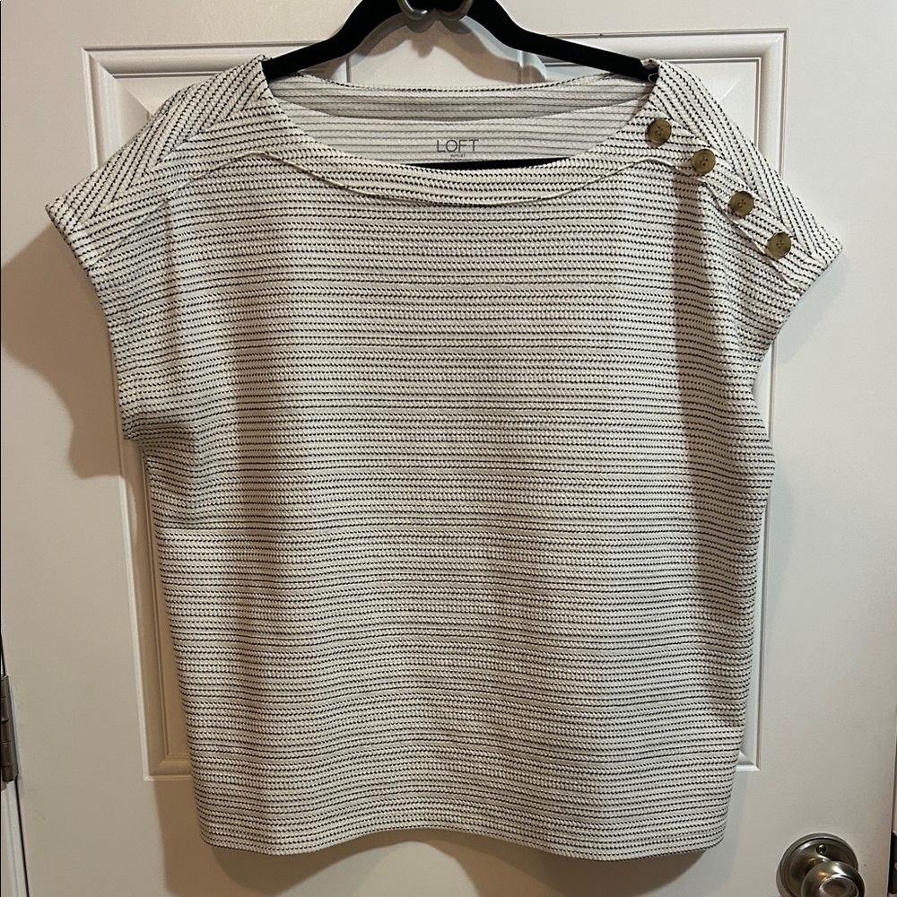 LOFT Outlet women’s Black and White Striped Blouse, size large